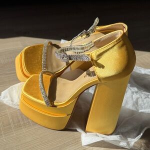 Fashion Nova Yellow Velvet Platform Heels with Rhinestone Straps